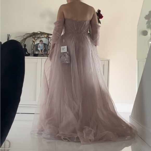 Evening gown - Picture 5 of 5